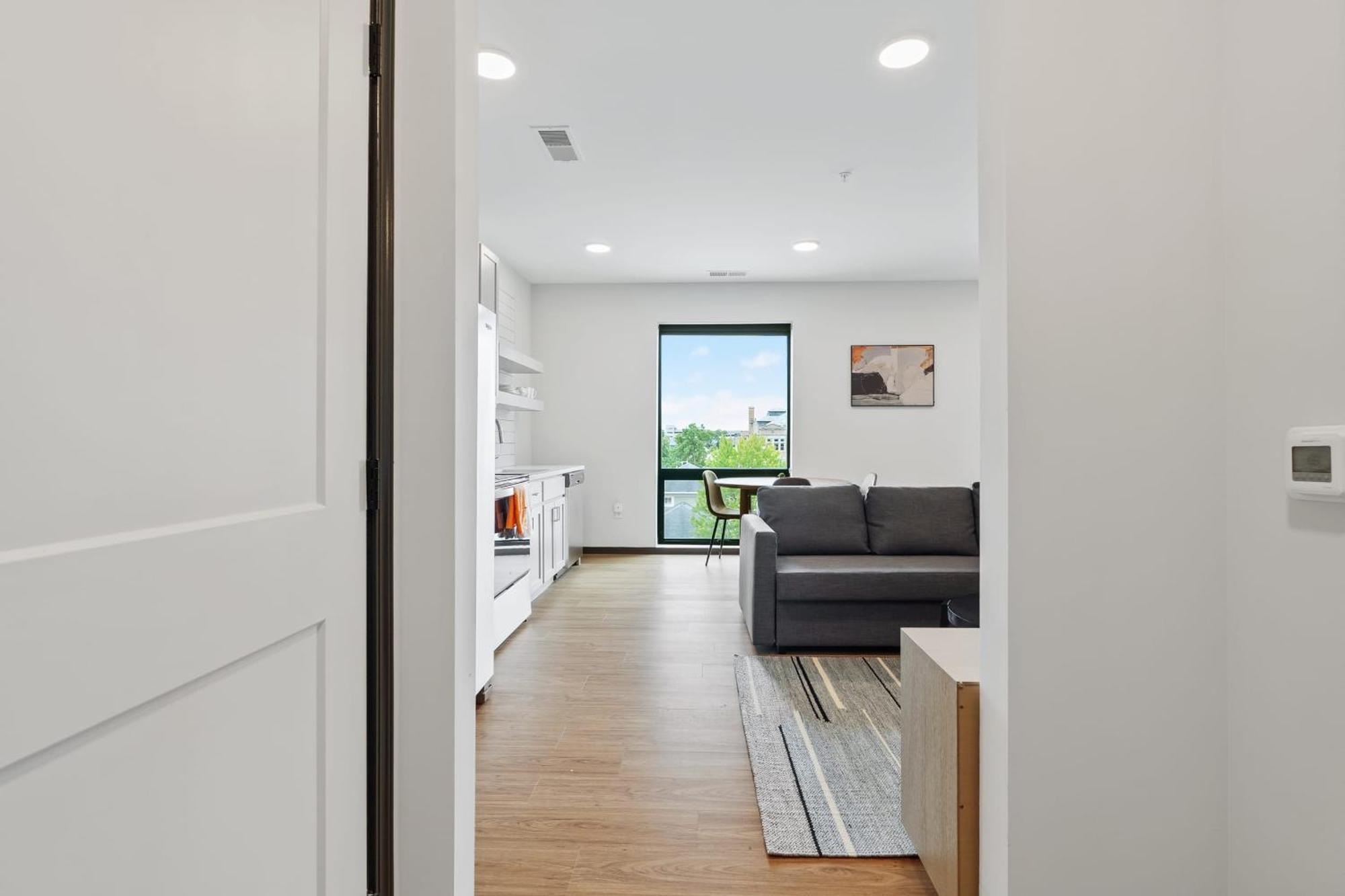 Cozysuites On Mass With Garage Parking #7 Indianapolis Esterno foto