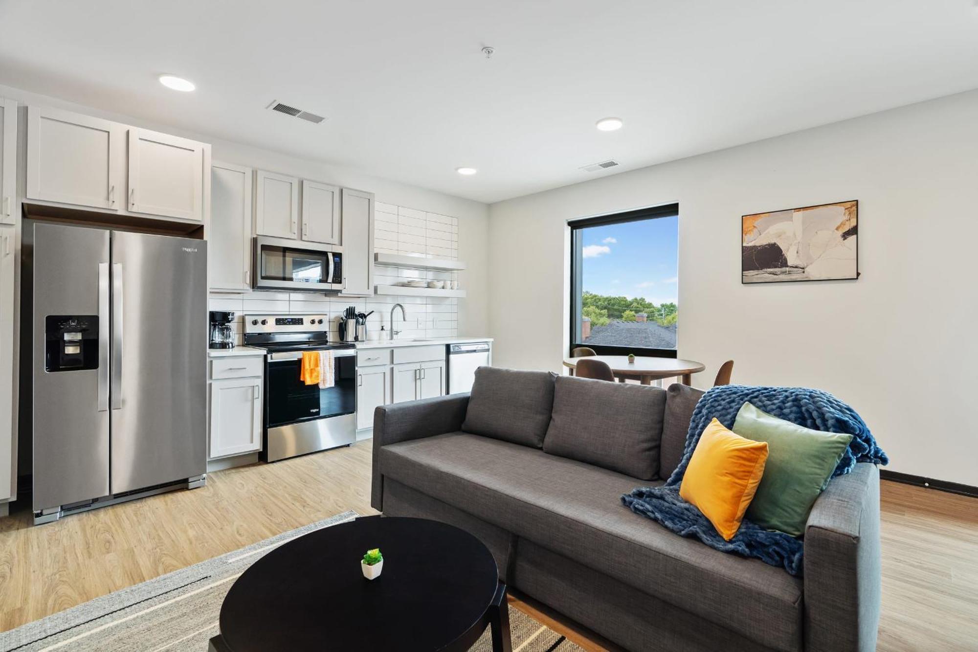 Cozysuites On Mass With Garage Parking #7 Indianapolis Esterno foto