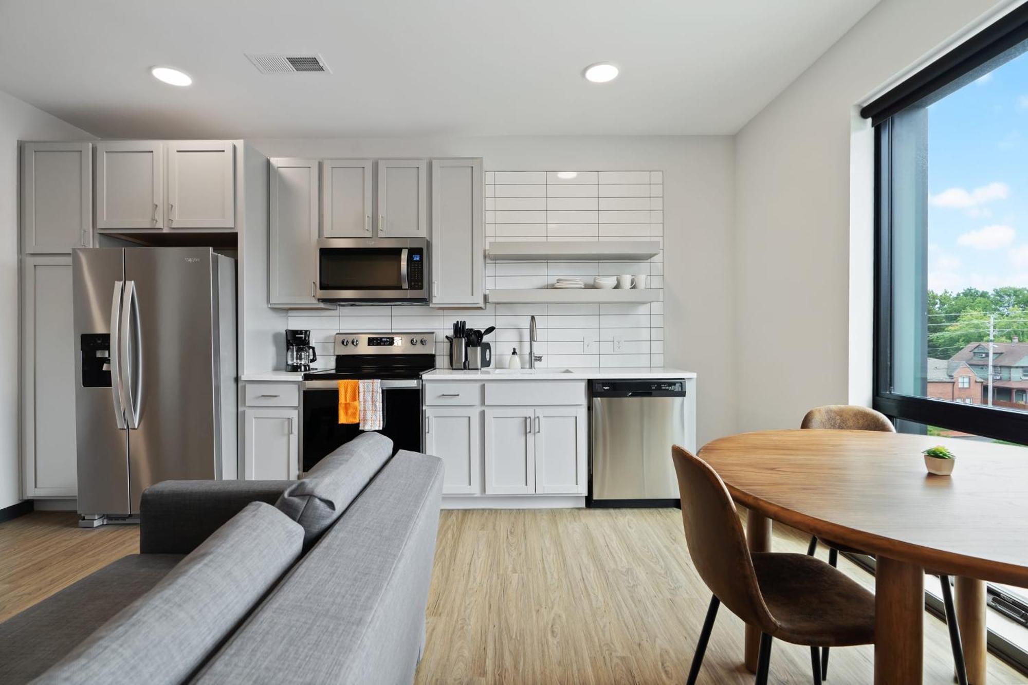 Cozysuites On Mass With Garage Parking #7 Indianapolis Esterno foto