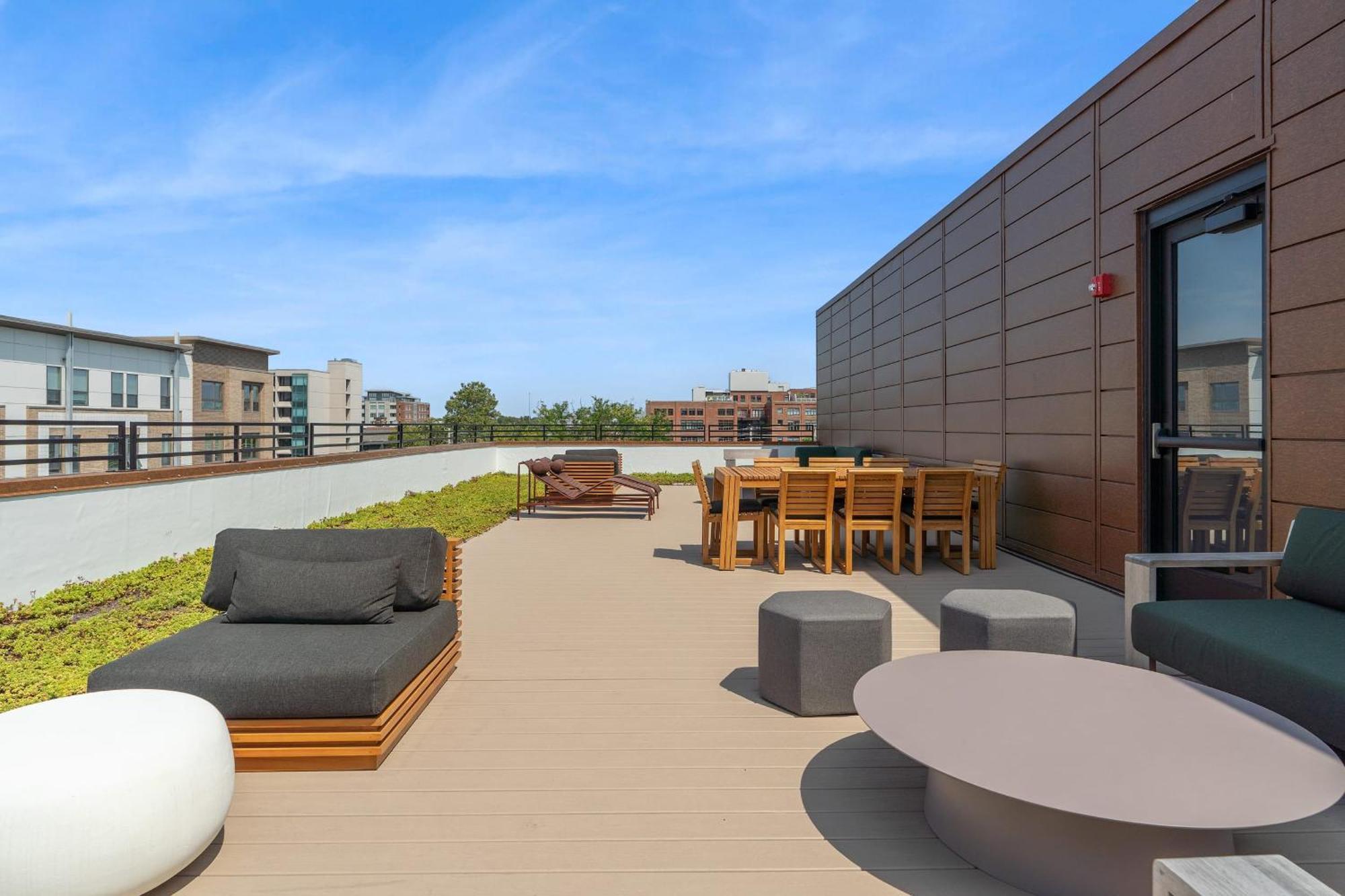 Cozysuites On Mass With Garage Parking #7 Indianapolis Esterno foto